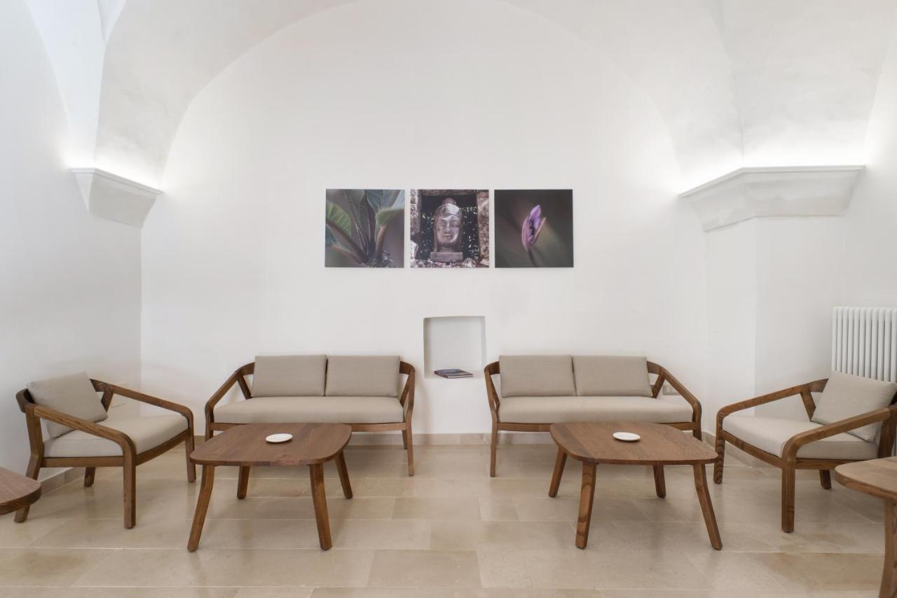 Palazzo Frangipane Bed & Breakfast Salve Exterior photo