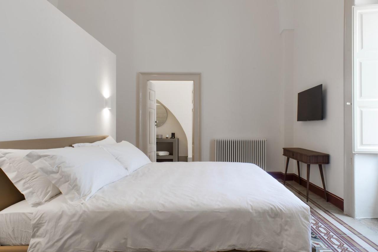 Palazzo Frangipane Bed & Breakfast Salve Exterior photo
