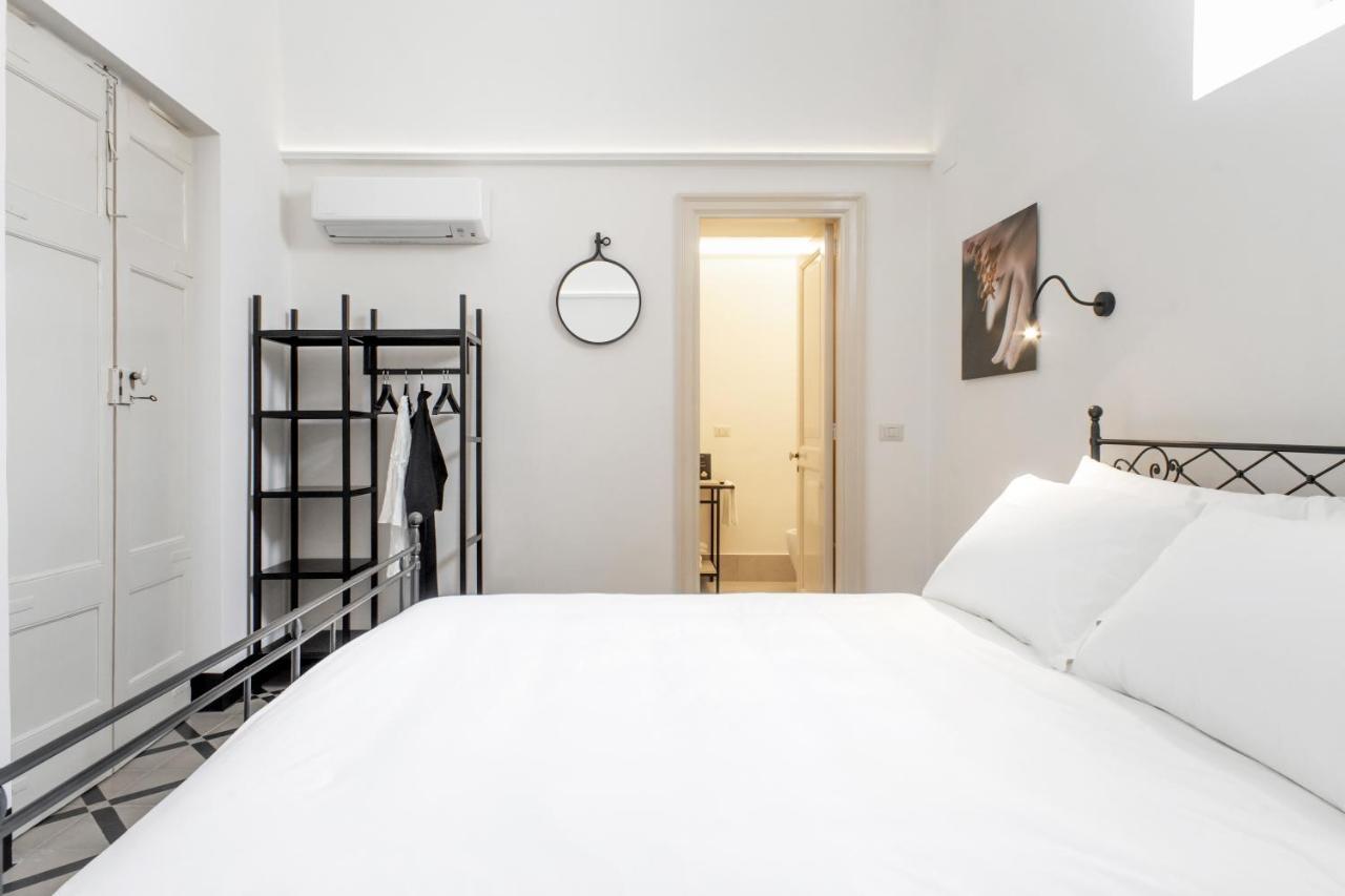 Palazzo Frangipane Bed & Breakfast Salve Exterior photo