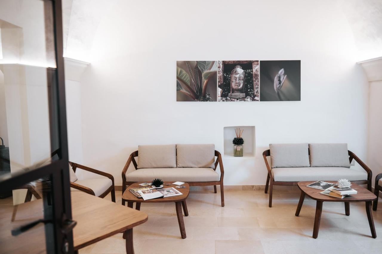 Palazzo Frangipane Bed & Breakfast Salve Exterior photo