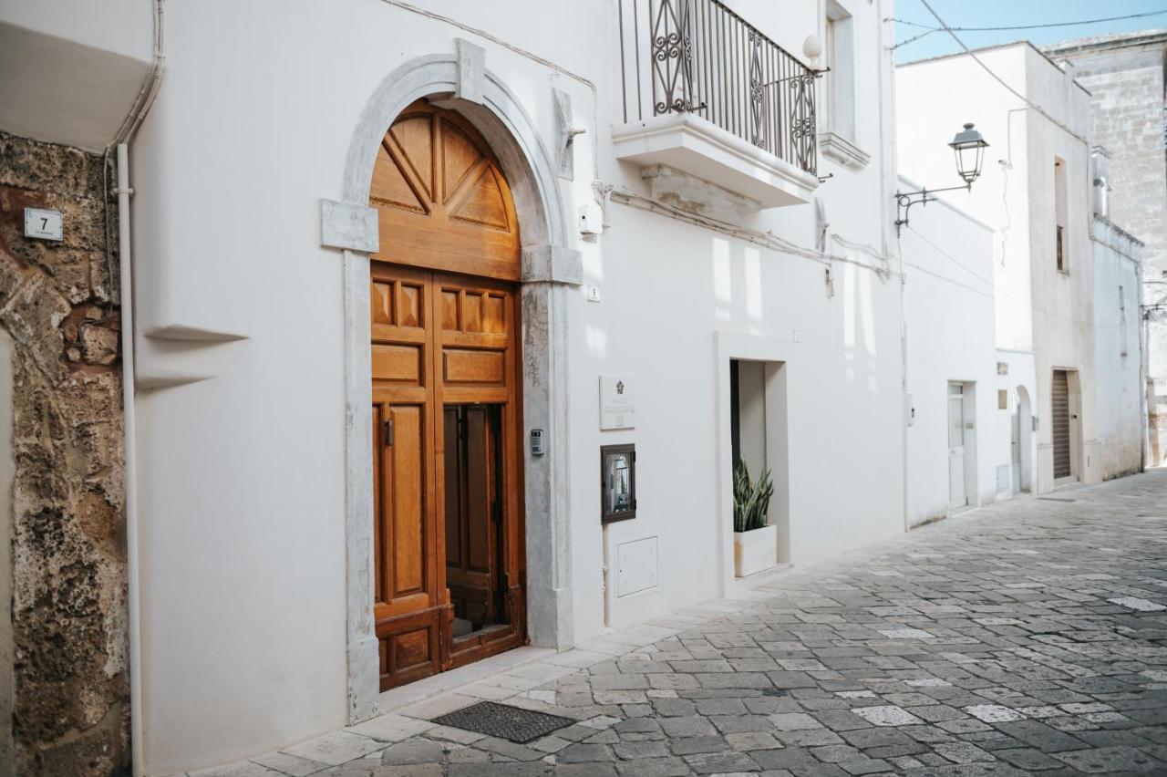 Palazzo Frangipane Bed & Breakfast Salve Exterior photo