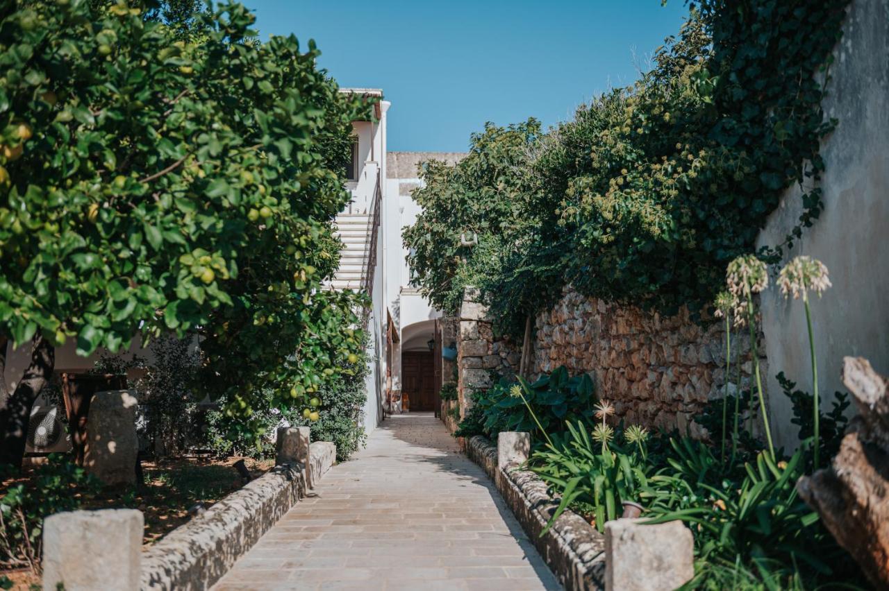 Palazzo Frangipane Bed & Breakfast Salve Exterior photo