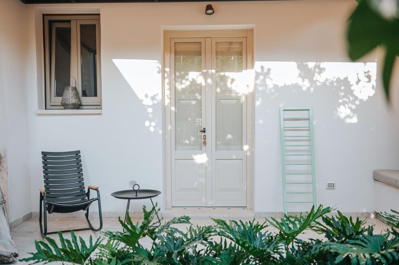 Palazzo Frangipane Bed & Breakfast Salve Exterior photo